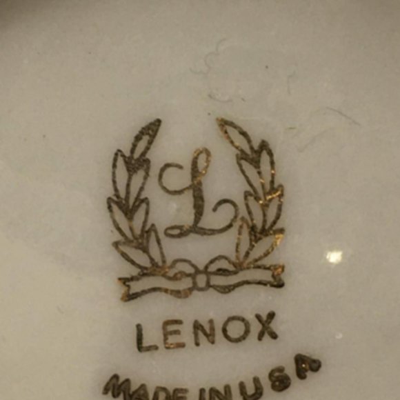 Lenox Dove Candy Nut Gravy Dish 24K Gold Trim - 8” Length - Picture 3 of 3